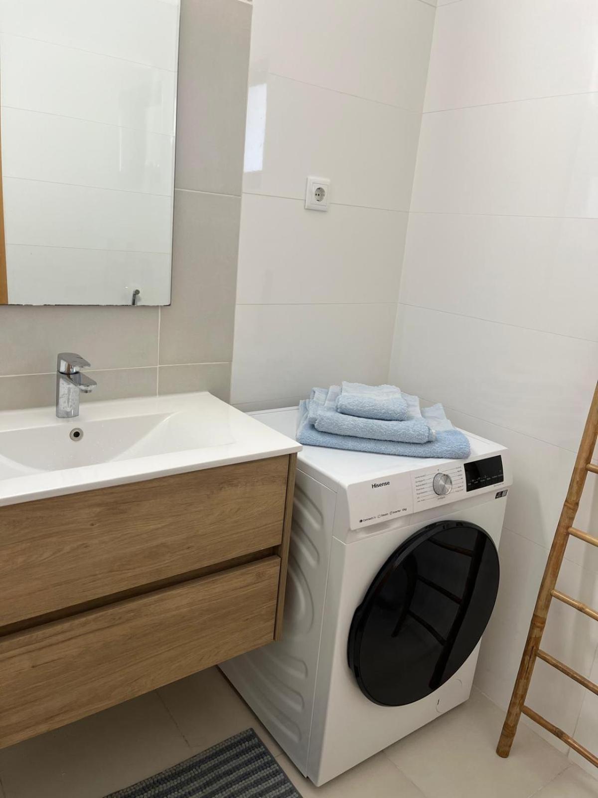 Appartement Charming & Modern Poente With Double Pool